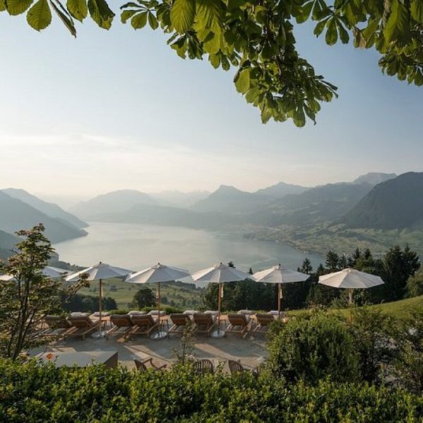 Da Berna-Belp a Pilatus e Villa Honegg in elicottero