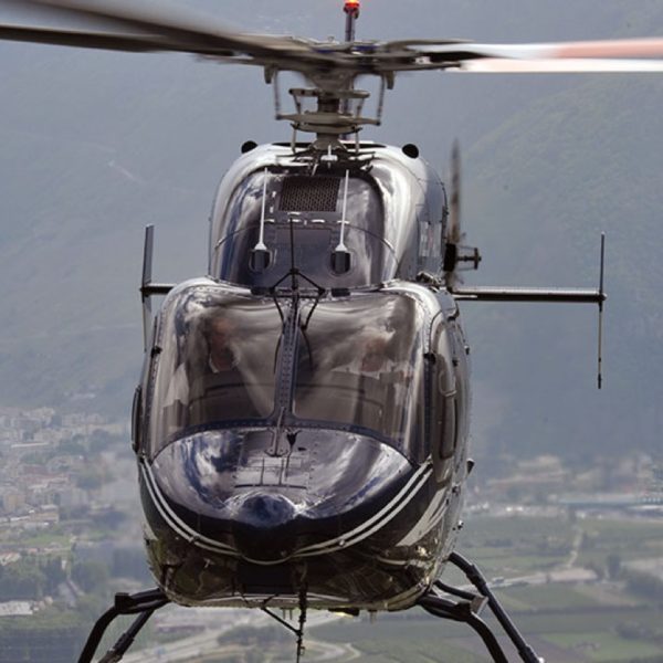 Baptême de l'air en BELL 429 depuis Sion
