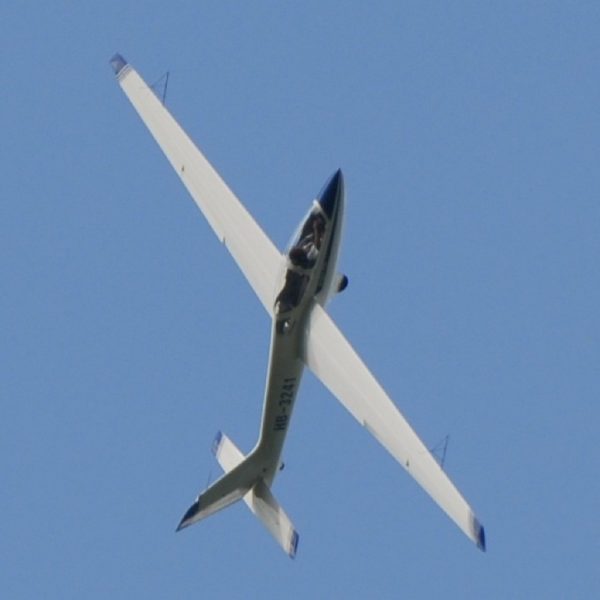 Von Schänis aus Kunstflug im Segelflugzeug