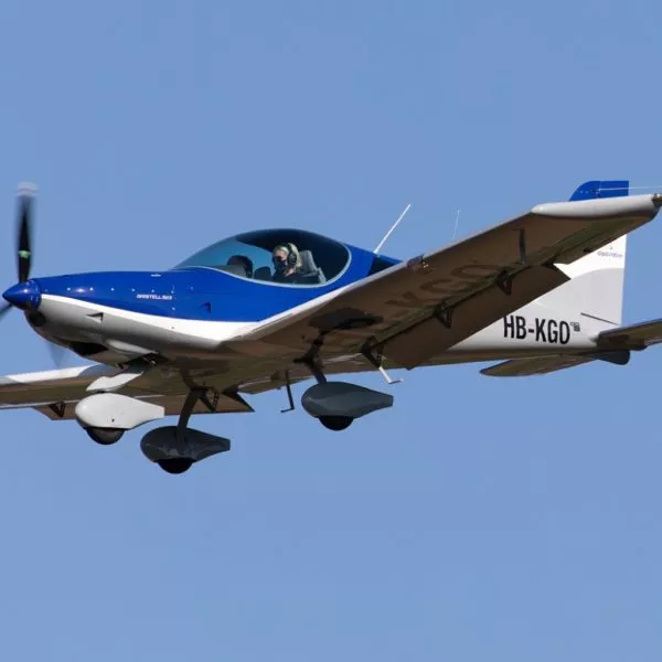 Bristell B23 for an introduction to flying from Bern-Belp