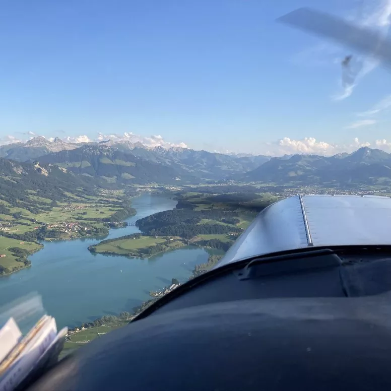 Flug um Bern von Grenchen aus