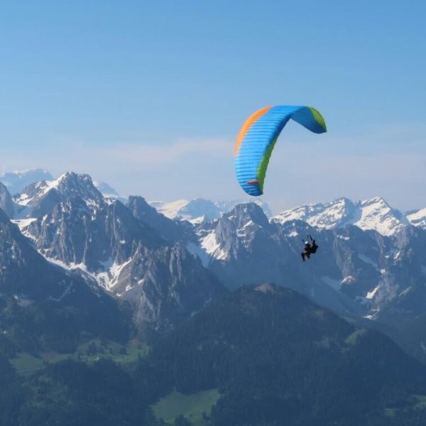 Parapendio tandem nel Pays d'Enhaut