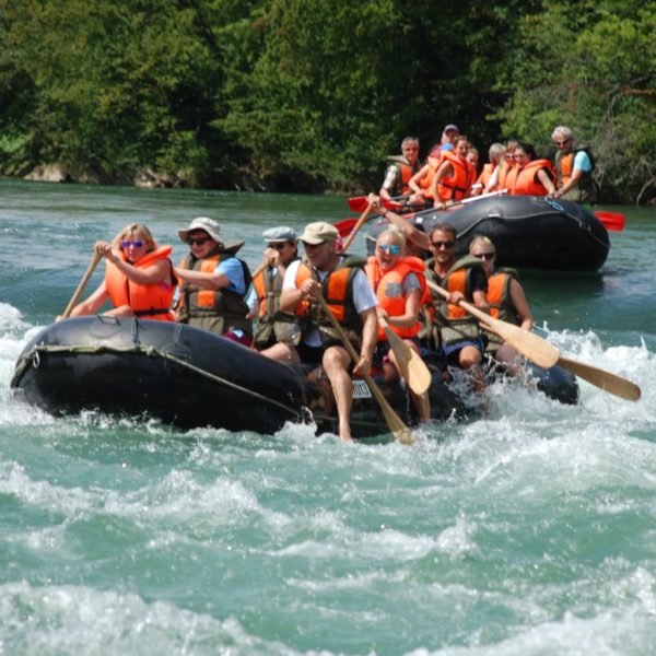 Easy rafting on the Reuss from Mellingen to Gebenstorf