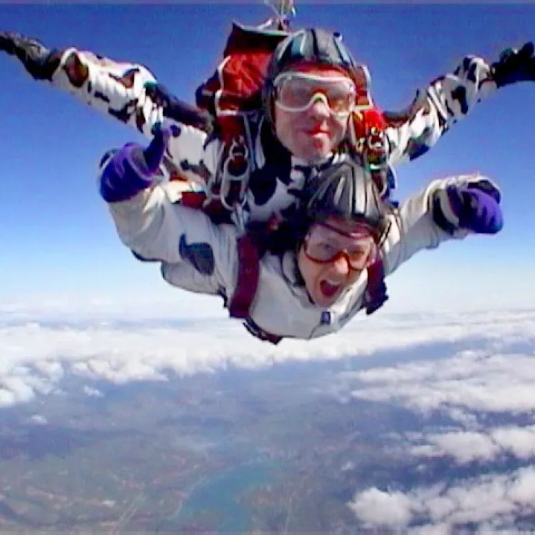 Tandem skydiving at Épagny