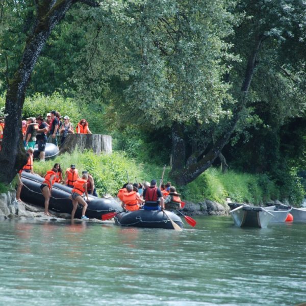 Klassenausflug mit Fun Rafting auf der Reuss