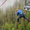 Saut pendulaire au-dessus des Gorges du Pissot à l'Étivaz