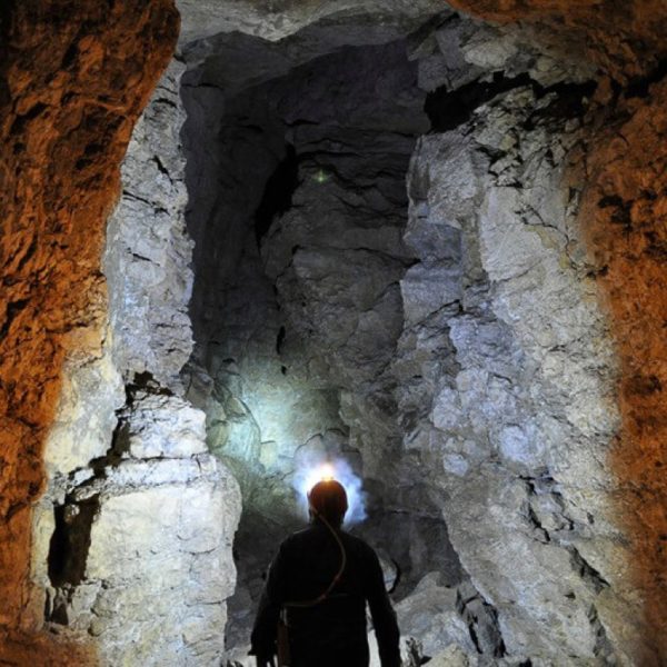 Spedizione alla grotta di Nidlenloch