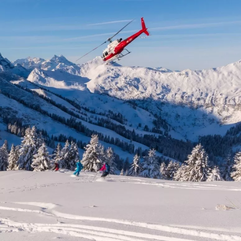 Heliskiing on the Wallegg from Gstaad-Grund