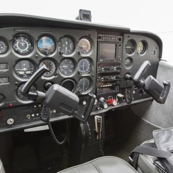 Cessna 172 introductory flight at Bern-Belp